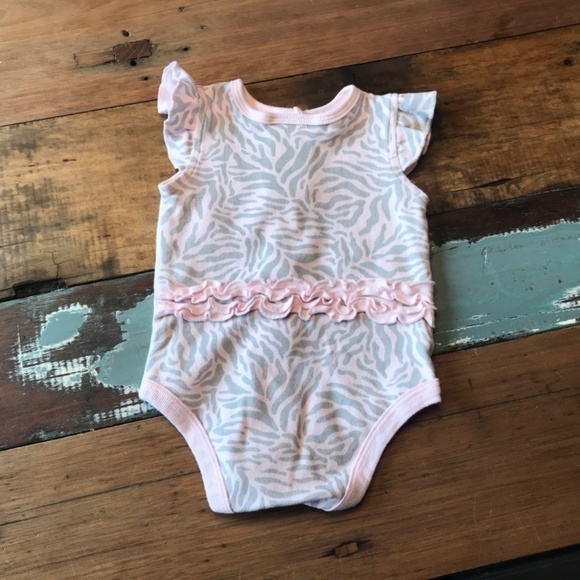 Vitamins Baby Sleeveless Onesie Baby Size 6m - Picture 4 of 7